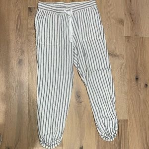 Striped linen capris